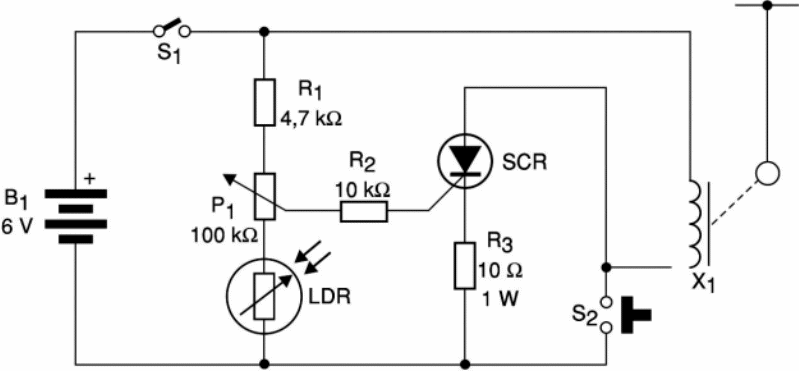 Circuit for triggering the SCR by the passage of the shadow (Version 2) Circuit for triggering the SCR by the passage of the shadow (Version 2)